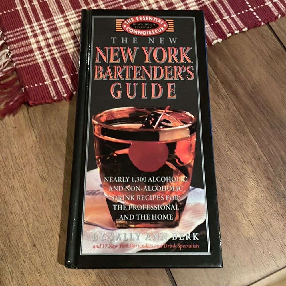 📕The New New York Bartender's Guide (Essential Connoisseur) 🥃🍸Hardback - New